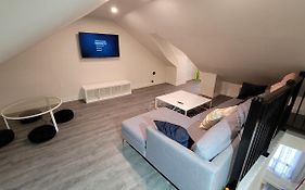Lovely 2 Level Suite